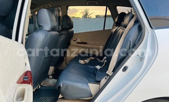 Buy Used Toyota Spacio White Car in Dar es Salaam in Dar es Salaam Buy Used Toyota Spacio White Car in Dar es Salaam in Dar es Salaam