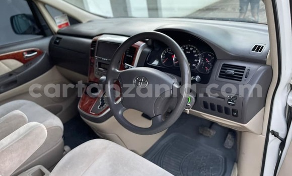 Nunua Ilio tumika Toyota Harrier Nyeusi Gari ndani ya Dar es Salaam nchini Dar es Salaam Nunua Ilio tumika Toyota Harrier Nyeusi Gari ndani ya Dar es Salaam nchini Dar es Salaam