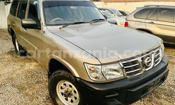 Buy Used Nissan Patrol Brown Car in Dar es Salaam in Dar es Salaam