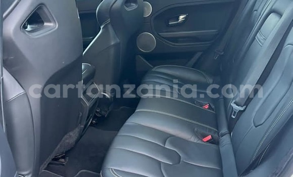 Nunua Ilio tumika Land Rover Range Rover Evoque Nyeupe Gari ndani ya Dar es Salaam nchini Dar es Salaam Nunua Ilio tumika Land Rover Range Rover Evoque Nyeupe Gari ndani ya Dar es Salaam nchini Dar es Salaam