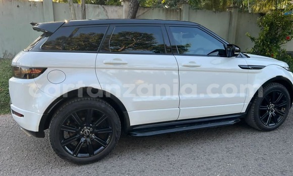 Nunua Ilio tumika Land Rover Range Rover Evoque Nyeupe Gari ndani ya Dar es Salaam nchini Dar es Salaam Nunua Ilio tumika Land Rover Range Rover Evoque Nyeupe Gari ndani ya Dar es Salaam nchini Dar es Salaam