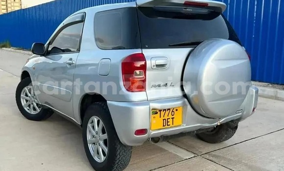 Nunua Ilio tumika Toyota RAV4 Fedha Gari ndani ya Dar es Salaam nchini Dar es Salaam Nunua Ilio tumika Toyota RAV4 Fedha Gari ndani ya Dar es Salaam nchini Dar es Salaam