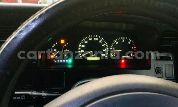 Buy Used Toyota Hiace Green Car in Dar es Salaam in Dar es Salaam Buy Used Toyota Hiace Green Car in Dar es Salaam in Dar es Salaam