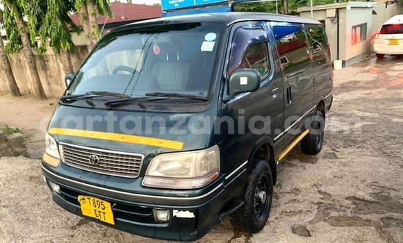 Buy Used Toyota Hiace Green Car in Dar es Salaam in Dar es Salaam Buy Used Toyota Hiace Green Car in Dar es Salaam in Dar es Salaam