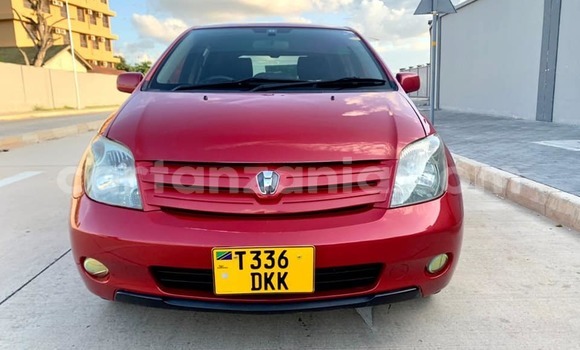 Buy Used Toyota IST Red Car in Dar es Salaam in Dar es Salaam