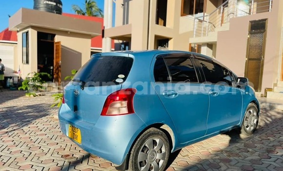 Nunua Ilio tumika Toyota Vitz Bluu Gari ndani ya Dar es Salaam nchini Dar es Salaam Nunua Ilio tumika Toyota Vitz Bluu Gari ndani ya Dar es Salaam nchini Dar es Salaam