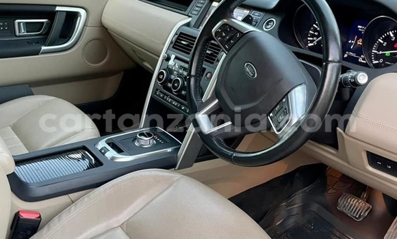 Nunua Ilio tumika Land Rover Discovery Brown Gari ndani ya Dar es Salaam nchini Dar es Salaam Nunua Ilio tumika Land Rover Discovery Brown Gari ndani ya Dar es Salaam nchini Dar es Salaam