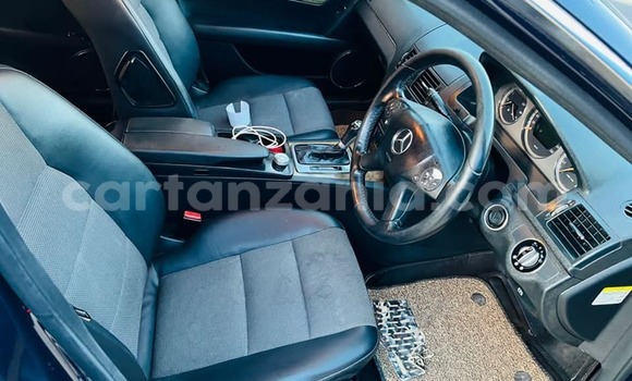 Nunua Ilio tumika Mercedes‒Benz C–Class Nyeusi Gari ndani ya Dar es Salaam nchini Dar es Salaam Nunua Ilio tumika Mercedes‒Benz C–Class Nyeusi Gari ndani ya Dar es Salaam nchini Dar es Salaam