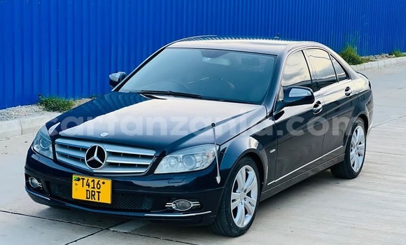 Nunua Ilio tumika Mercedes‒Benz C–Class Nyeusi Gari ndani ya Dar es Salaam nchini Dar es Salaam Nunua Ilio tumika Mercedes‒Benz C–Class Nyeusi Gari ndani ya Dar es Salaam nchini Dar es Salaam