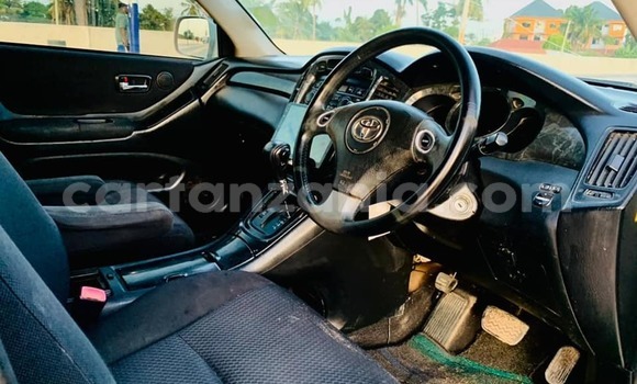 Buy Used Toyota Kluger Silver Car in Dar es Salaam in Dar es Salaam Buy Used Toyota Kluger Silver Car in Dar es Salaam in Dar es Salaam