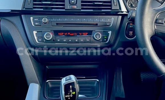 Nunua Ilio tumika BMW 3–Series Bluu Gari ndani ya Dar es Salaam nchini Dar es Salaam Nunua Ilio tumika BMW 3–Series Bluu Gari ndani ya Dar es Salaam nchini Dar es Salaam