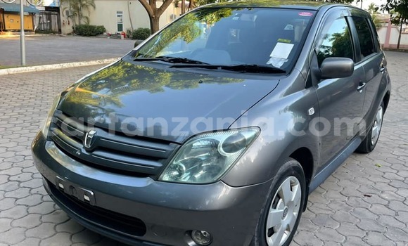 Nunua Ilio tumika Toyota IST Nyingine Gari ndani ya Dar es Salaam nchini Dar es Salaam Nunua Ilio tumika Toyota IST Nyingine Gari ndani ya Dar es Salaam nchini Dar es Salaam