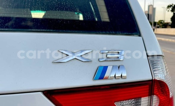 Nunua Ilio tumika BMW X3 Nyeupe Gari ndani ya Dar es Salaam nchini Dar es Salaam Nunua Ilio tumika BMW X3 Nyeupe Gari ndani ya Dar es Salaam nchini Dar es Salaam