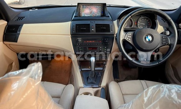 Nunua Ilio tumika BMW X3 Nyeupe Gari ndani ya Dar es Salaam nchini Dar es Salaam Nunua Ilio tumika BMW X3 Nyeupe Gari ndani ya Dar es Salaam nchini Dar es Salaam