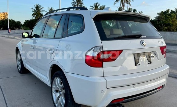 Nunua Ilio tumika BMW X3 Nyeupe Gari ndani ya Dar es Salaam nchini Dar es Salaam Nunua Ilio tumika BMW X3 Nyeupe Gari ndani ya Dar es Salaam nchini Dar es Salaam