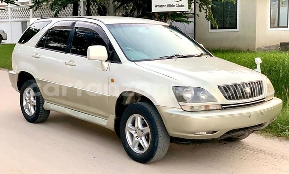 Buy Used Toyota Harrier White Car in Dar es Salaam in Dar es Salaam Buy Used Toyota Harrier White Car in Dar es Salaam in Dar es Salaam
