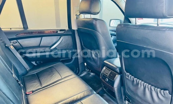 Nunua Ilio tumika BMW X5 Nyingine Gari ndani ya Dar es Salaam nchini Dar es Salaam Nunua Ilio tumika BMW X5 Nyingine Gari ndani ya Dar es Salaam nchini Dar es Salaam