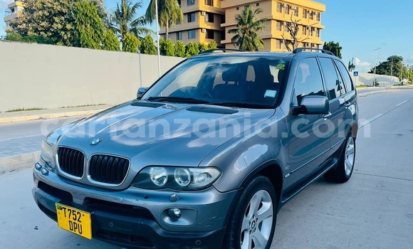 Nunua Ilio tumika BMW X5 Nyingine Gari ndani ya Dar es Salaam nchini Dar es Salaam Nunua Ilio tumika BMW X5 Nyingine Gari ndani ya Dar es Salaam nchini Dar es Salaam