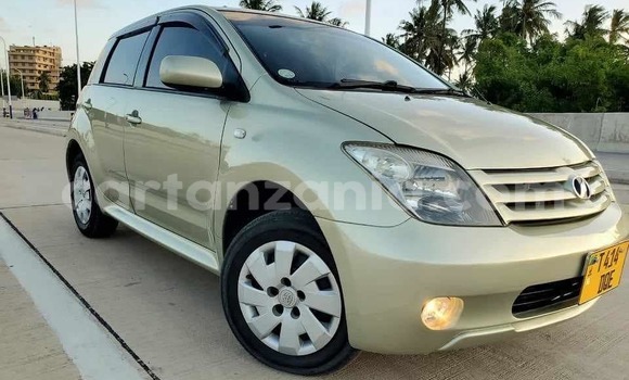 Buy Used Toyota IST Beige Car in Dar es Salaam in Dar es Salaam Buy Used Toyota IST Beige Car in Dar es Salaam in Dar es Salaam