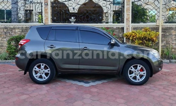 Nunua Ilio tumika Toyota RAV4 Nyeusi Gari ndani ya Dar es Salaam nchini Dar es Salaam Nunua Ilio tumika Toyota RAV4 Nyeusi Gari ndani ya Dar es Salaam nchini Dar es Salaam