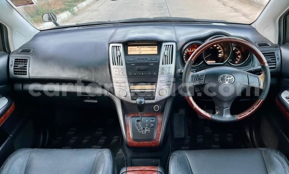 Nunua Ilio tumika Toyota Harrier Nyeusi Gari ndani ya Dar es Salaam nchini Dar es Salaam Nunua Ilio tumika Toyota Harrier Nyeusi Gari ndani ya Dar es Salaam nchini Dar es Salaam