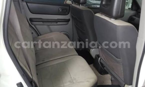 Nunua Imported Nissan X–Trail Nyeupe Gari ndani ya Dar es Salaam nchini Dar es Salaam Nunua Imported Nissan X–Trail Nyeupe Gari ndani ya Dar es Salaam nchini Dar es Salaam