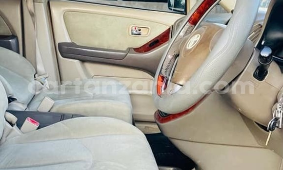 Buy Used Toyota Harrier White Car in Dar es Salaam in Dar es Salaam Buy Used Toyota Harrier White Car in Dar es Salaam in Dar es Salaam