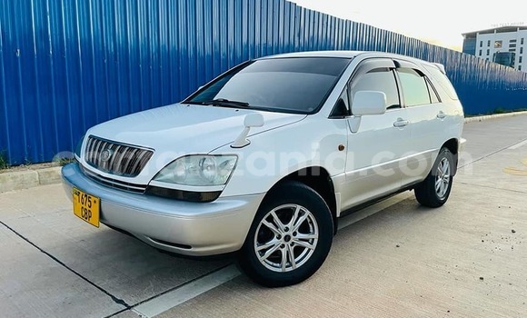 Buy Used Toyota Harrier White Car in Dar es Salaam in Dar es Salaam Buy Used Toyota Harrier White Car in Dar es Salaam in Dar es Salaam