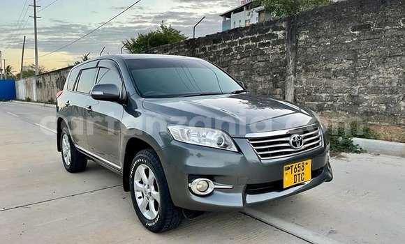 Buy Used Toyota Vanguard Black Car in Dar es Salaam in Dar es Salaam Buy Used Toyota Vanguard Black Car in Dar es Salaam in Dar es Salaam