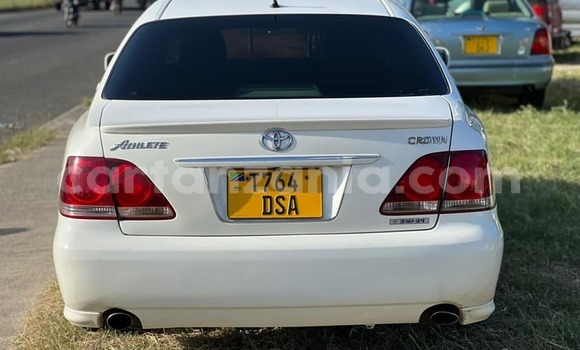 Buy Used Toyota Crown White Car in Dar es Salaam in Dar es Salaam Buy Used Toyota Crown White Car in Dar es Salaam in Dar es Salaam