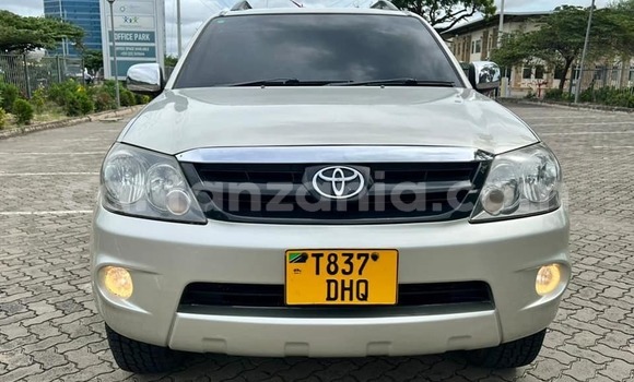 Buy Used Toyota Fortuner Beige Car in Dar es Salaam in Dar es Salaam