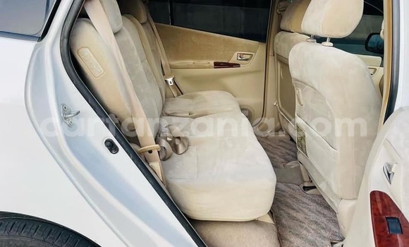 Buy Used Toyota Spacio White Car in Dar es Salaam in Dar es Salaam Buy Used Toyota Spacio White Car in Dar es Salaam in Dar es Salaam
