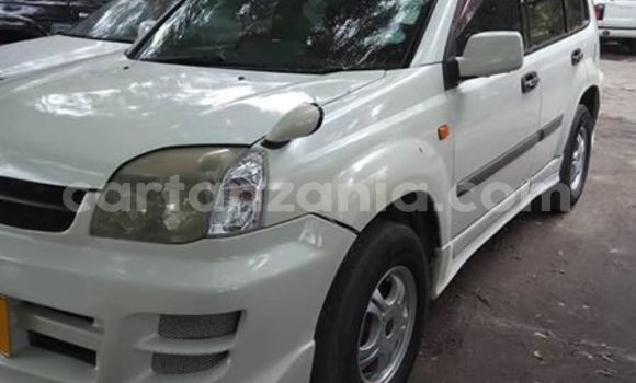 Nunua Imported Nissan X–Trail Nyeupe Gari ndani ya Dar es Salaam nchini Dar es Salaam Nunua Imported Nissan X–Trail Nyeupe Gari ndani ya Dar es Salaam nchini Dar es Salaam