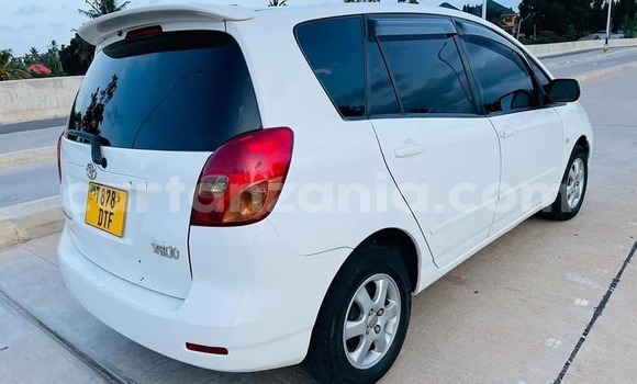 Buy Used Toyota Spacio White Car in Dar es Salaam in Dar es Salaam Buy Used Toyota Spacio White Car in Dar es Salaam in Dar es Salaam