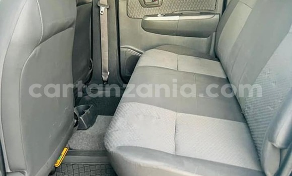 Nunua Ilio tumika Toyota Hilux Nyeupe Gari ndani ya Dar es Salaam nchini Dar es Salaam Nunua Ilio tumika Toyota Hilux Nyeupe Gari ndani ya Dar es Salaam nchini Dar es Salaam