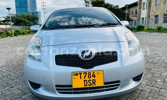 Buy Used Toyota Vitz Silver Car in Dar es Salaam in Dar es Salaam Buy Used Toyota Vitz Silver Car in Dar es Salaam in Dar es Salaam
