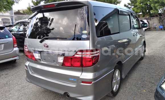 Buy Used Toyota Alphard Silver Car in Dar es Salaam in Dar es Salaam Buy Used Toyota Alphard Silver Car in Dar es Salaam in Dar es Salaam