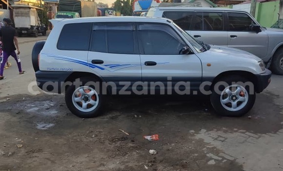 Nunua Ilio tumika Toyota RAV4 Nyeupe Gari ndani ya Dar es Salaam nchini Dar es Salaam Nunua Ilio tumika Toyota RAV4 Nyeupe Gari ndani ya Dar es Salaam nchini Dar es Salaam