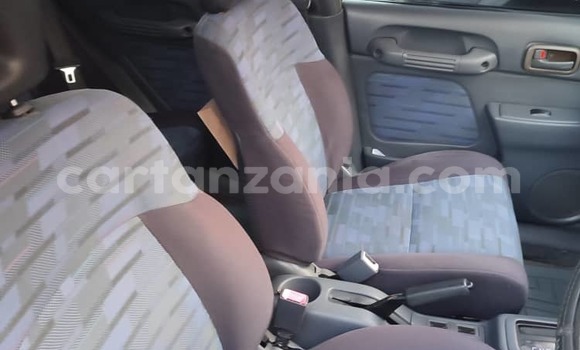 Nunua Ilio tumika Toyota RAV4 Nyeupe Gari ndani ya Dar es Salaam nchini Dar es Salaam Nunua Ilio tumika Toyota RAV4 Nyeupe Gari ndani ya Dar es Salaam nchini Dar es Salaam