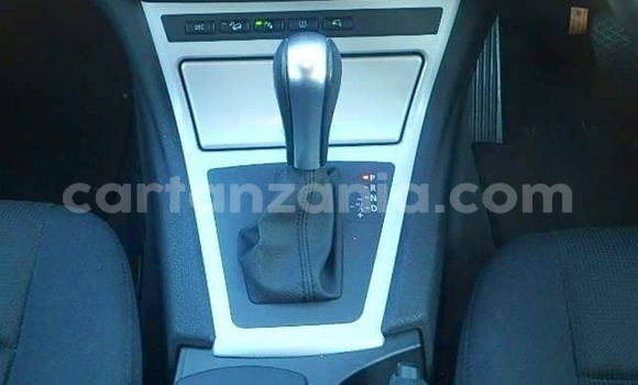 Nunua Imported BMW X3 Nyeusi Gari ndani ya Dar es Salaam nchini Dar es Salaam Nunua Imported BMW X3 Nyeusi Gari ndani ya Dar es Salaam nchini Dar es Salaam