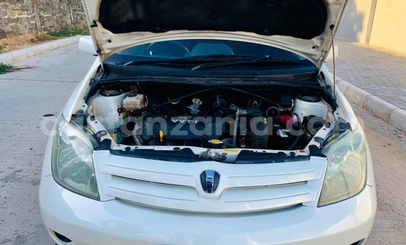 Buy Used Toyota IST White Car in Dar es Salaam in Dar es Salaam Buy Used Toyota IST White Car in Dar es Salaam in Dar es Salaam