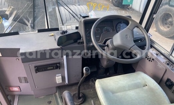 Nunua Ilio tumika Mitsubishi Van Nyingine Lori ndani ya Dar es Salaam nchini Dar es Salaam Nunua Ilio tumika Mitsubishi Van Nyingine Lori ndani ya Dar es Salaam nchini Dar es Salaam