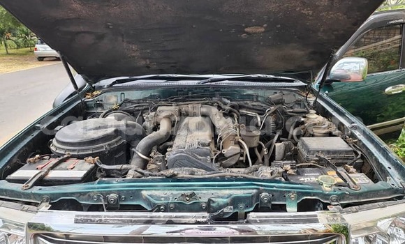 Nunua Ilio tumika Toyota Land Cruiser Kijani Gari ndani ya Dar es Salaam nchini Dar es Salaam Nunua Ilio tumika Toyota Land Cruiser Kijani Gari ndani ya Dar es Salaam nchini Dar es Salaam