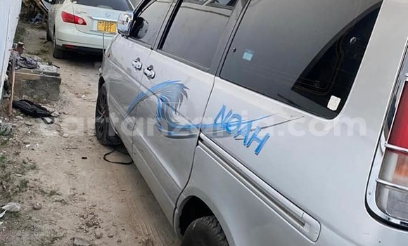 Nunua Ilio tumika Toyota Noah Fedha Gari ndani ya Dar es Salaam nchini Dar es Salaam Nunua Ilio tumika Toyota Noah Fedha Gari ndani ya Dar es Salaam nchini Dar es Salaam