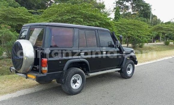 Nunua Ilio tumika Toyota Land Cruiser Prado Nyeusi Gari ndani ya Dar es Salaam nchini Dar es Salaam Nunua Ilio tumika Toyota Land Cruiser Prado Nyeusi Gari ndani ya Dar es Salaam nchini Dar es Salaam