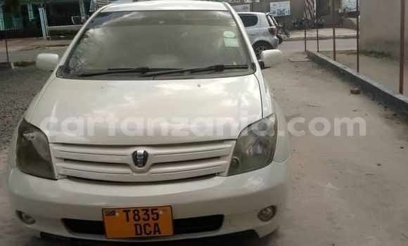 Nunua Ilio tumika Toyota IST Nyeupe Gari ndani ya Dar es Salaam nchini Dar es Salaam Nunua Ilio tumika Toyota IST Nyeupe Gari ndani ya Dar es Salaam nchini Dar es Salaam