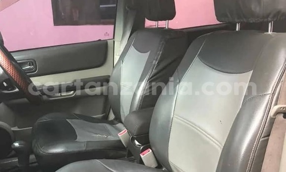 Nunua Ilio tumika Nissan X–Trail Brown Gari ndani ya Dar es Salaam nchini Dar es Salaam Nunua Ilio tumika Nissan X–Trail Brown Gari ndani ya Dar es Salaam nchini Dar es Salaam