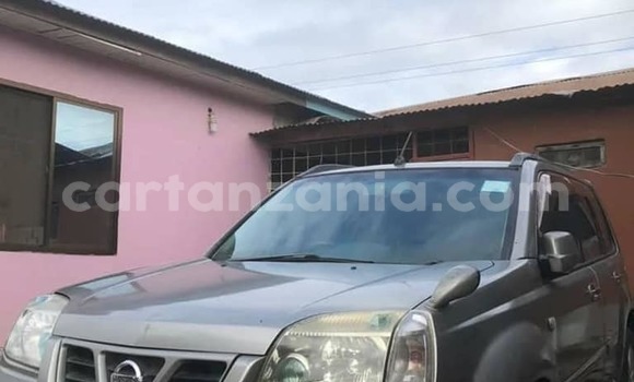 Nunua Ilio tumika Nissan X–Trail Brown Gari ndani ya Dar es Salaam nchini Dar es Salaam Nunua Ilio tumika Nissan X–Trail Brown Gari ndani ya Dar es Salaam nchini Dar es Salaam