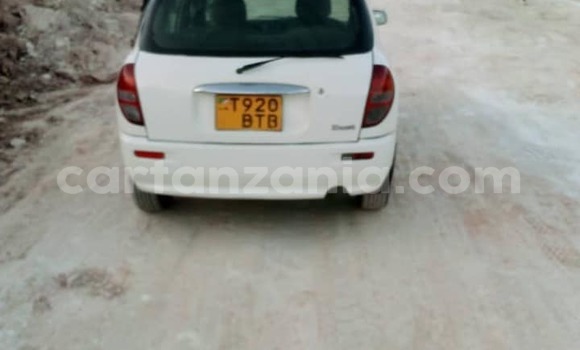 Nunua Ilio tumika Toyota Duet Nyeupe Gari ndani ya Dar es Salaam nchini Dar es Salaam Nunua Ilio tumika Toyota Duet Nyeupe Gari ndani ya Dar es Salaam nchini Dar es Salaam