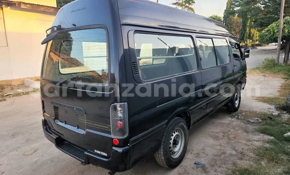 Nunua Ilio tumika Toyota Hiace Nyeusi Gari ndani ya Dar es Salaam nchini Dar es Salaam Nunua Ilio tumika Toyota Hiace Nyeusi Gari ndani ya Dar es Salaam nchini Dar es Salaam